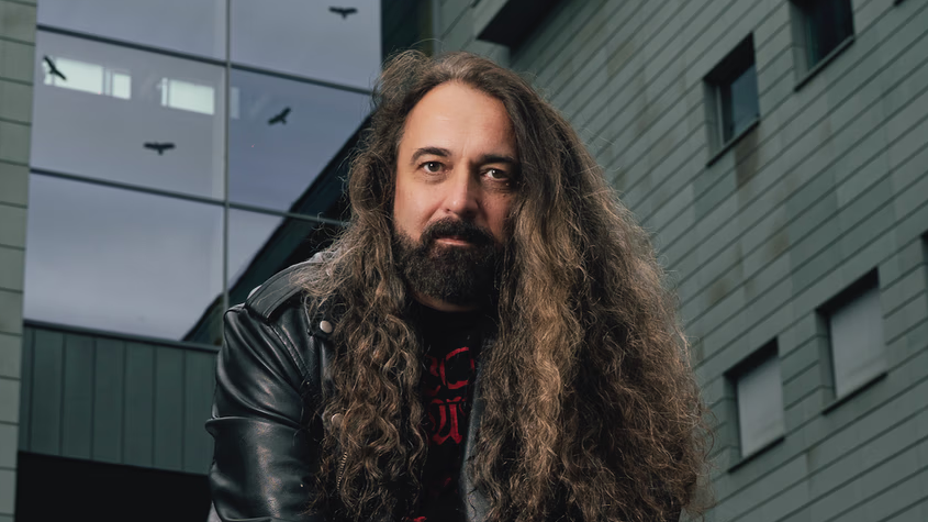 Dr Dominik Lewiński, medioznawca i badacz komunikacji społecznej z Instytutu Dziennikarstwa i Komunikacji Społecznej Uniwersytetu Wrocławskiego Fot.: Łukasz Giza / Forbes